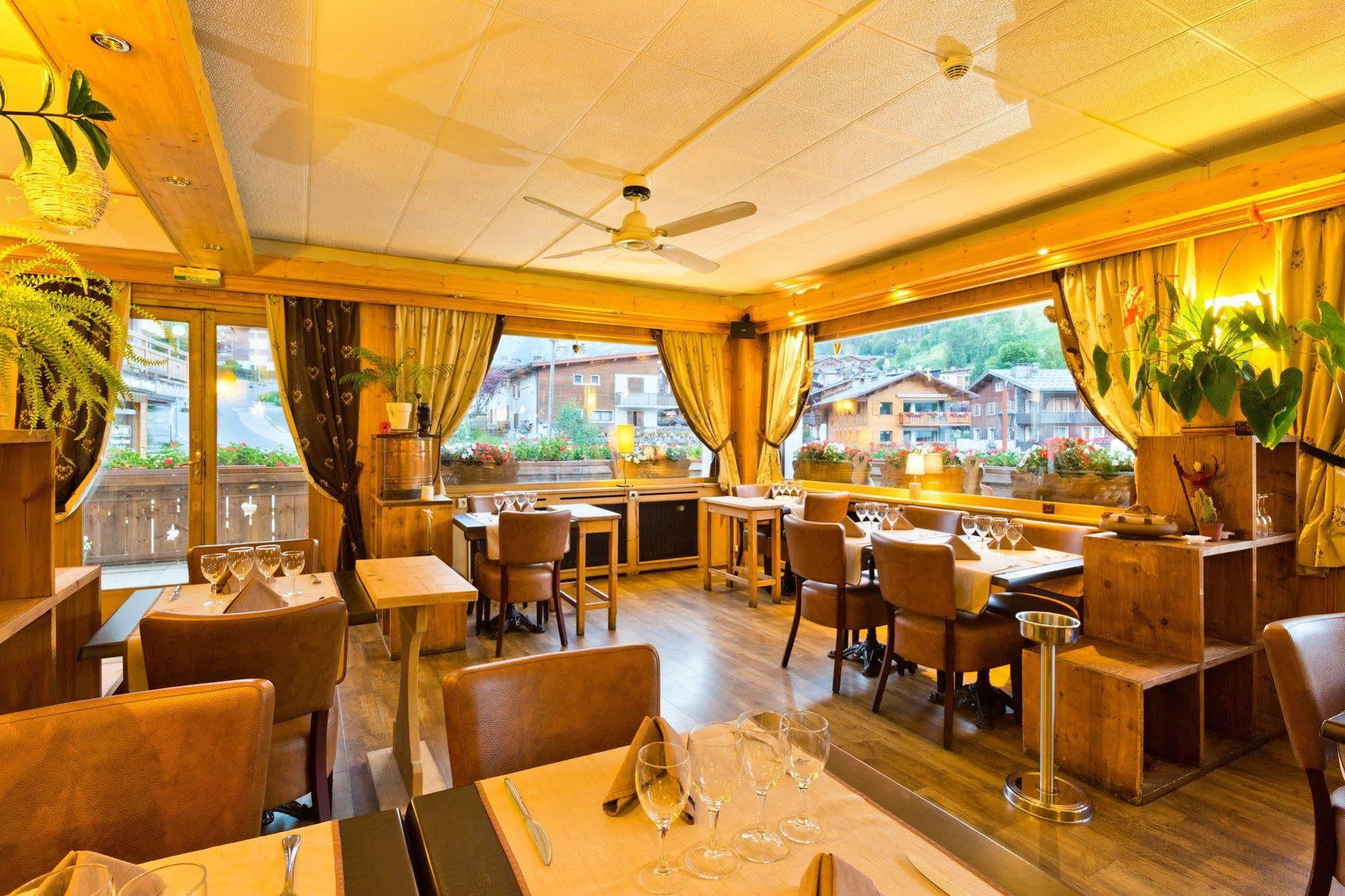 Hotel La Montagne Ла Клусаз Екстериор снимка