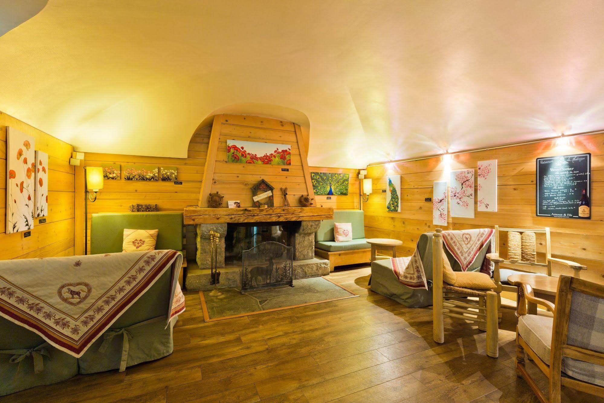 Hotel La Montagne Ла Клусаз Екстериор снимка