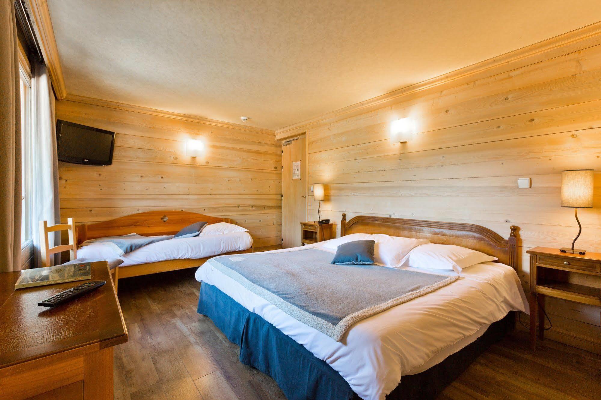 Hotel La Montagne Ла Клусаз Екстериор снимка